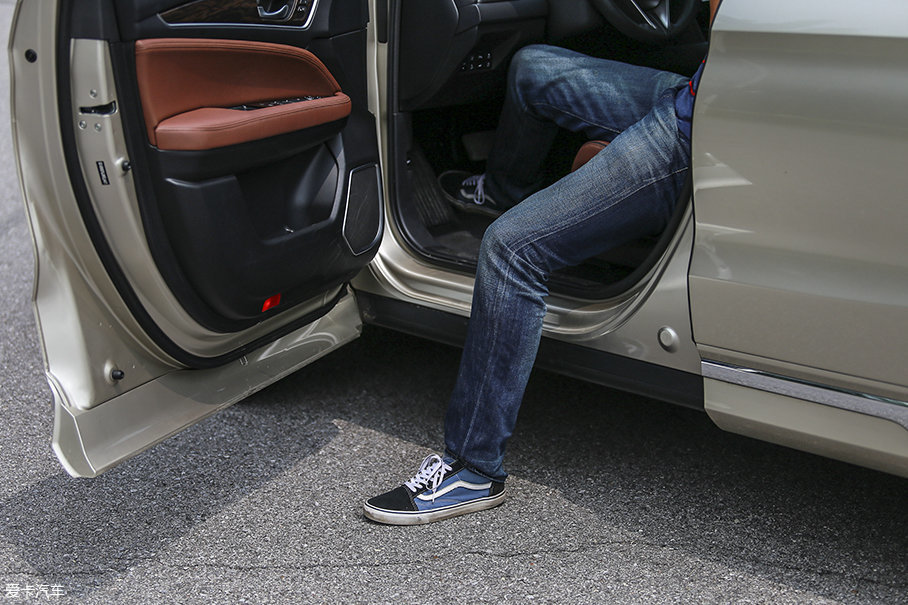 星空综合官方网站